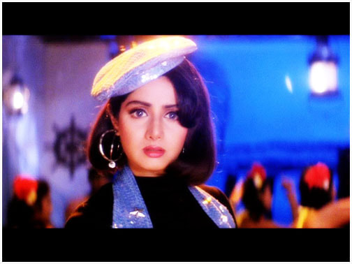 Gumrah Pictures